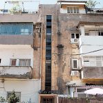 קירות חיצוניים בבניין משותף