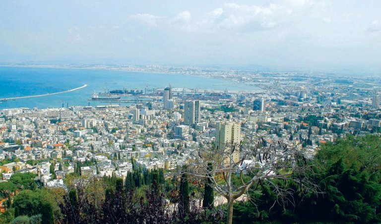 בדק בית בחיפה והקריות - תמונת נוף מפרץ חיפה