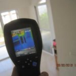 מכשיר בדיקת רטיבות בקירות